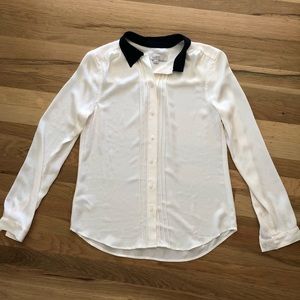 Loft ivory blouse with navy collar